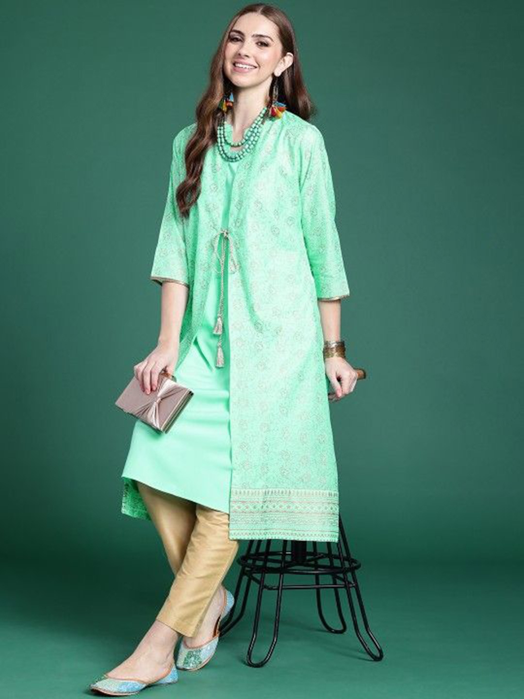 

Suha Ethnic Motifs Printed Mandarin Collar Straight Kurta, Sea green