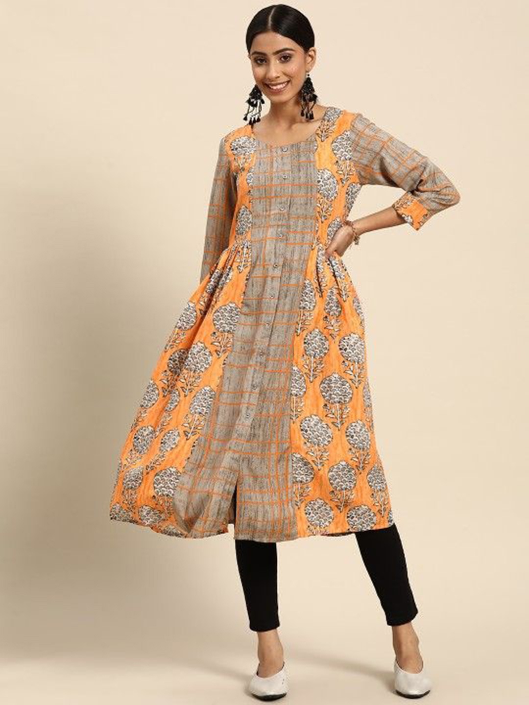 

Suha Floral Printed Round Neck A-Line Kurta, Orange