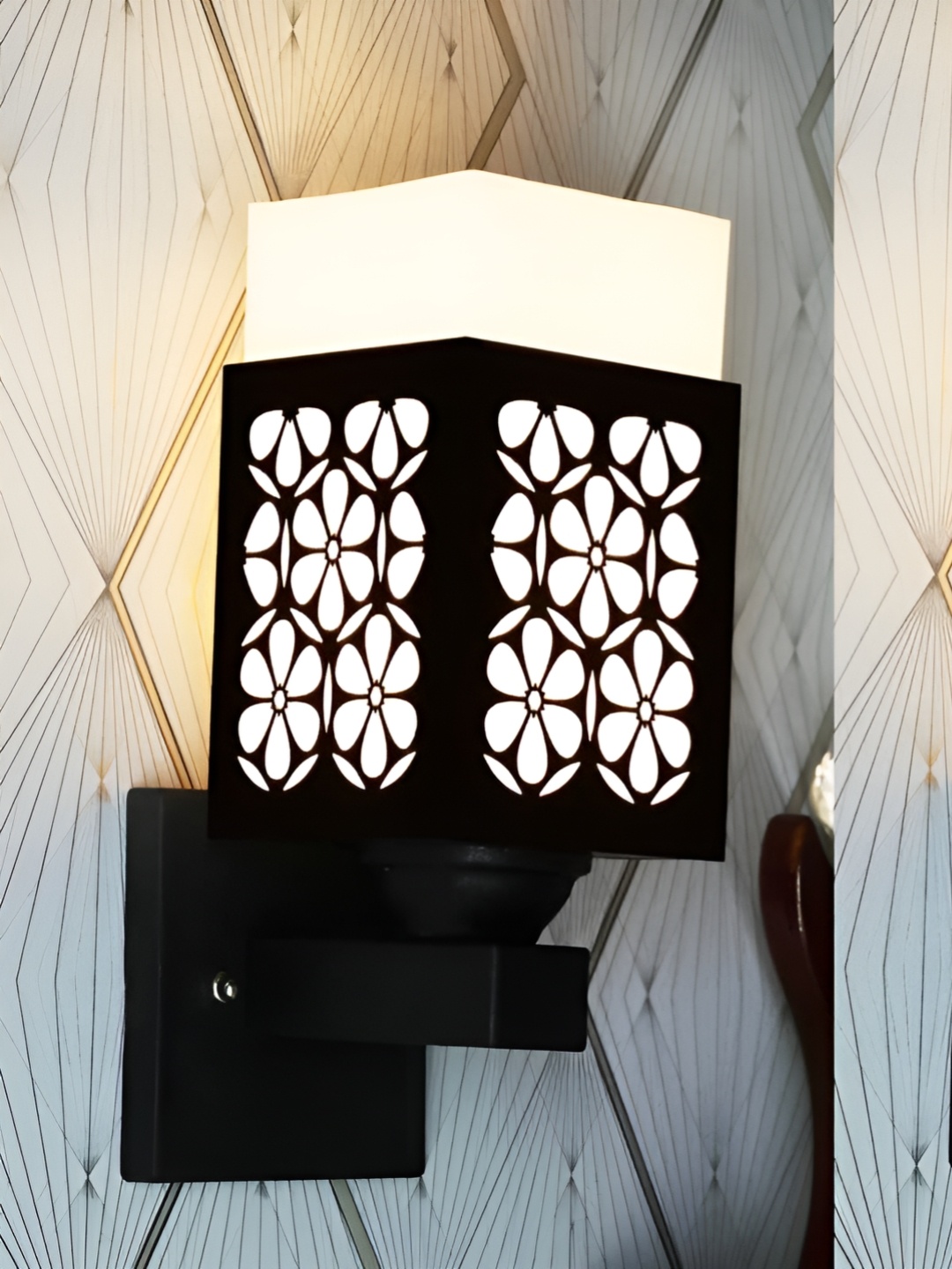 

Gojeeva Black & White 2 Pieces Textured Wooden Square Shaped Wall Lamps