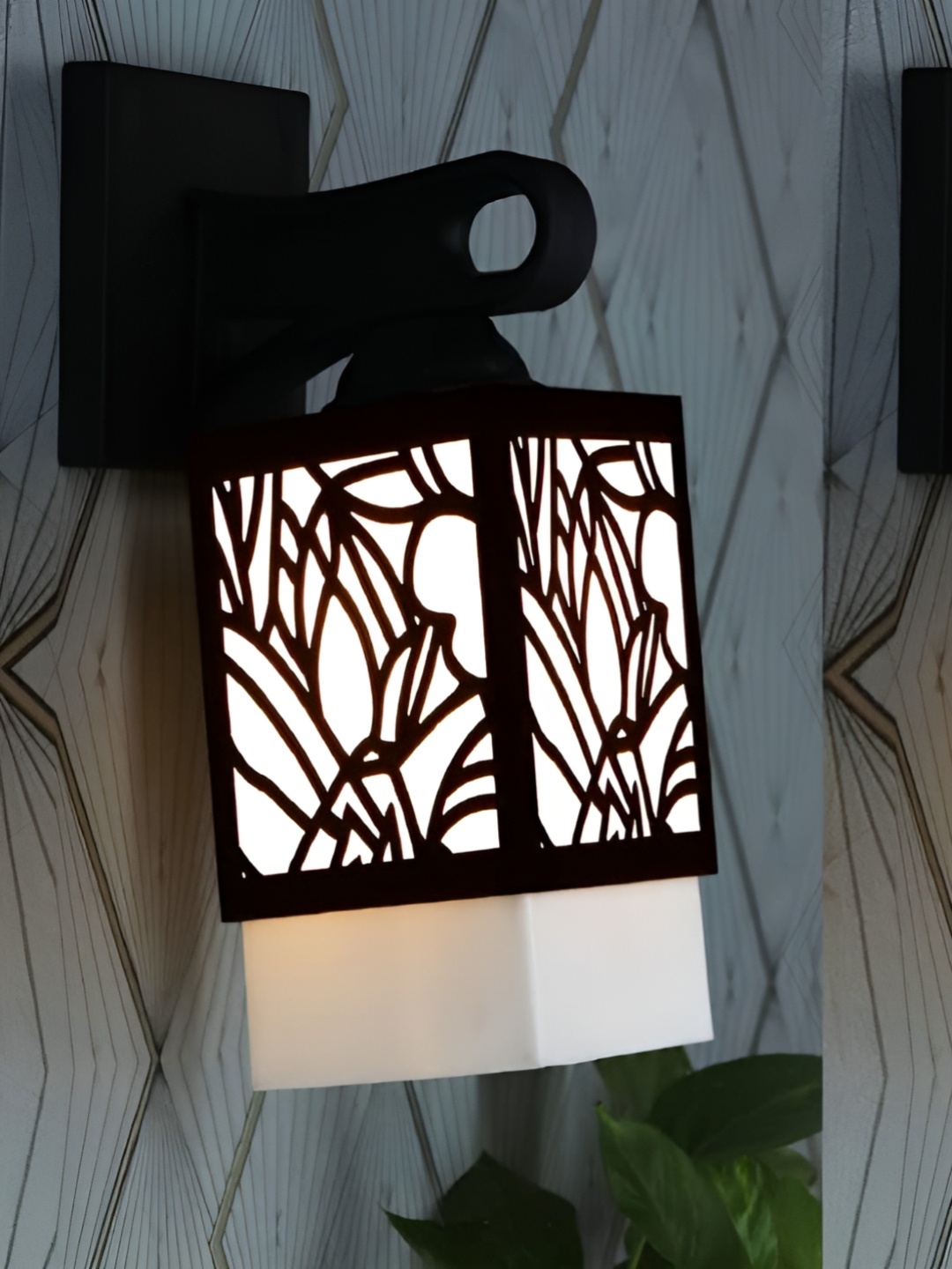 

Gojeeva Black & White 2 Pieces Textured Wooden Square Shaped Wall Lamps