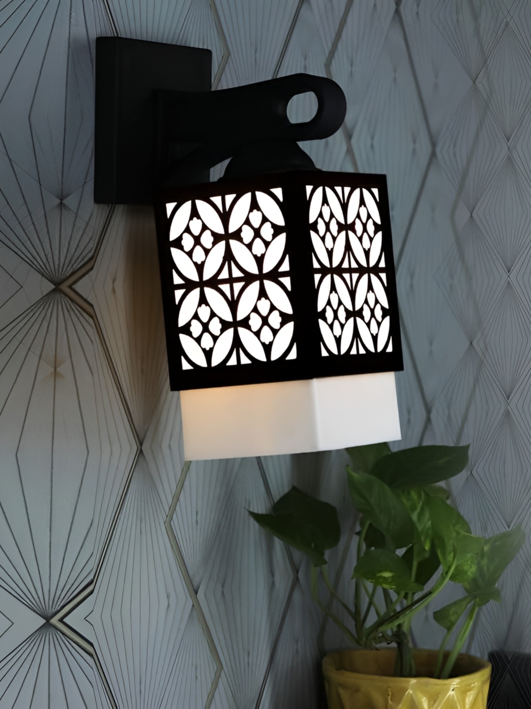 

Gojeeva Black and White Textured Wooden Square Shaped Wall Lamp