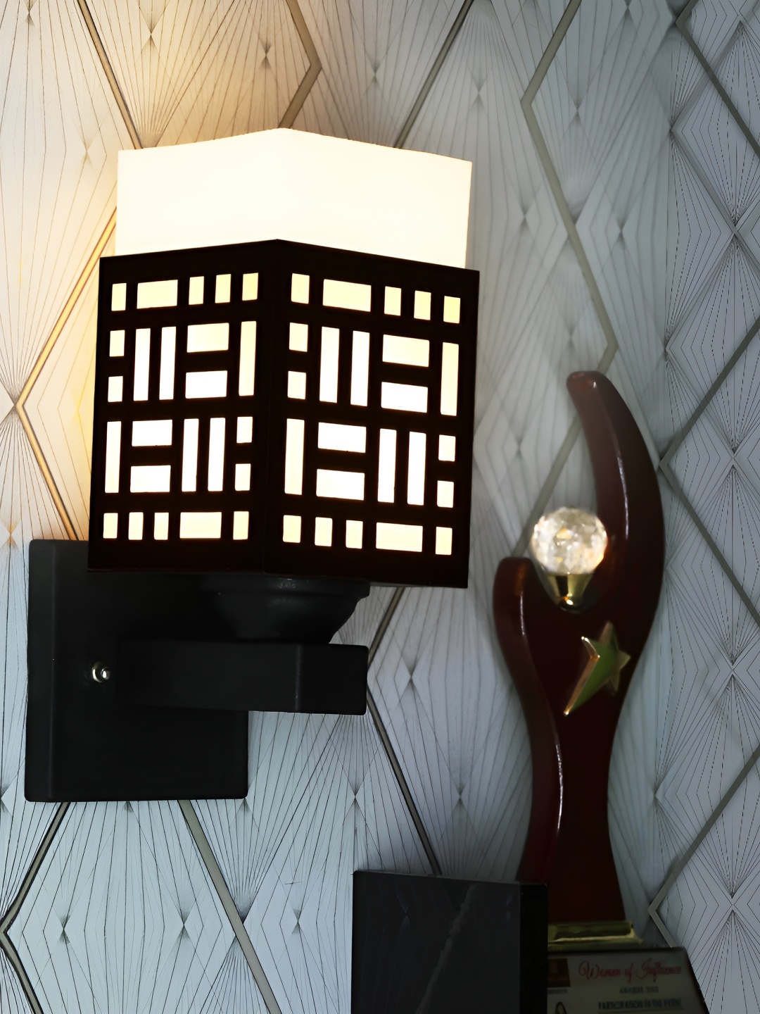 

Gojeeva Black & White Textured Wooden Square Shaped Wall Lamp