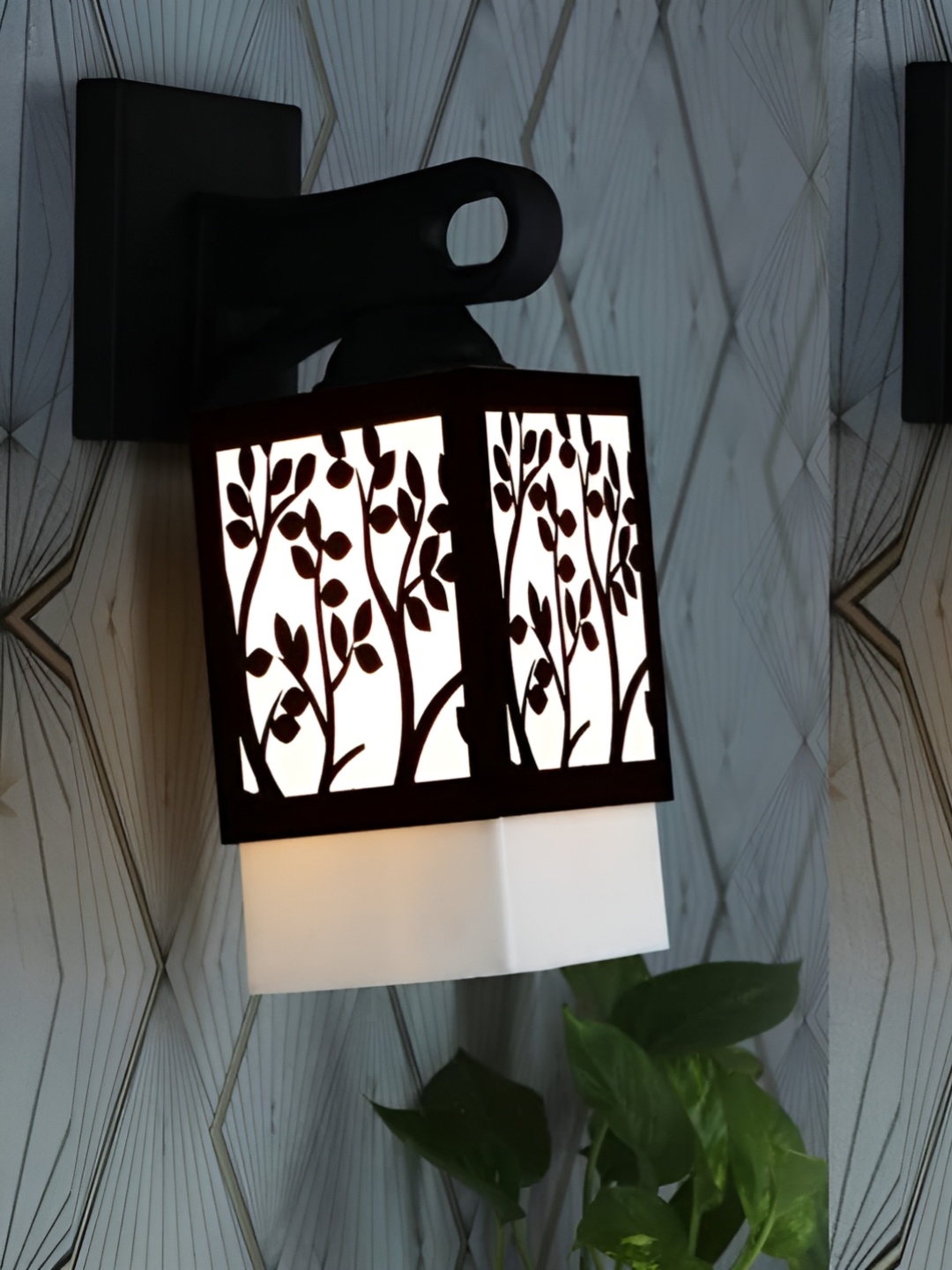 

Gojeeva Black & White 2 Pieces Textured Square Shaped Wooden Wall Lamps
