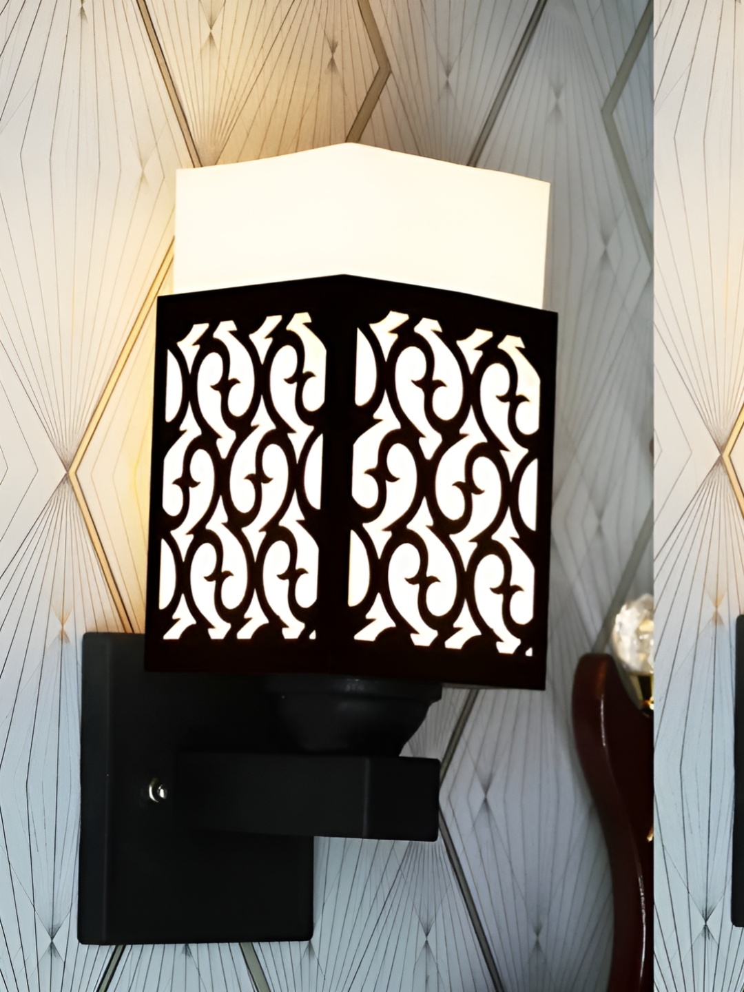 

Gojeeva Black & White 2 Pieces Textured Square Shaped Wooden Wall Lamps