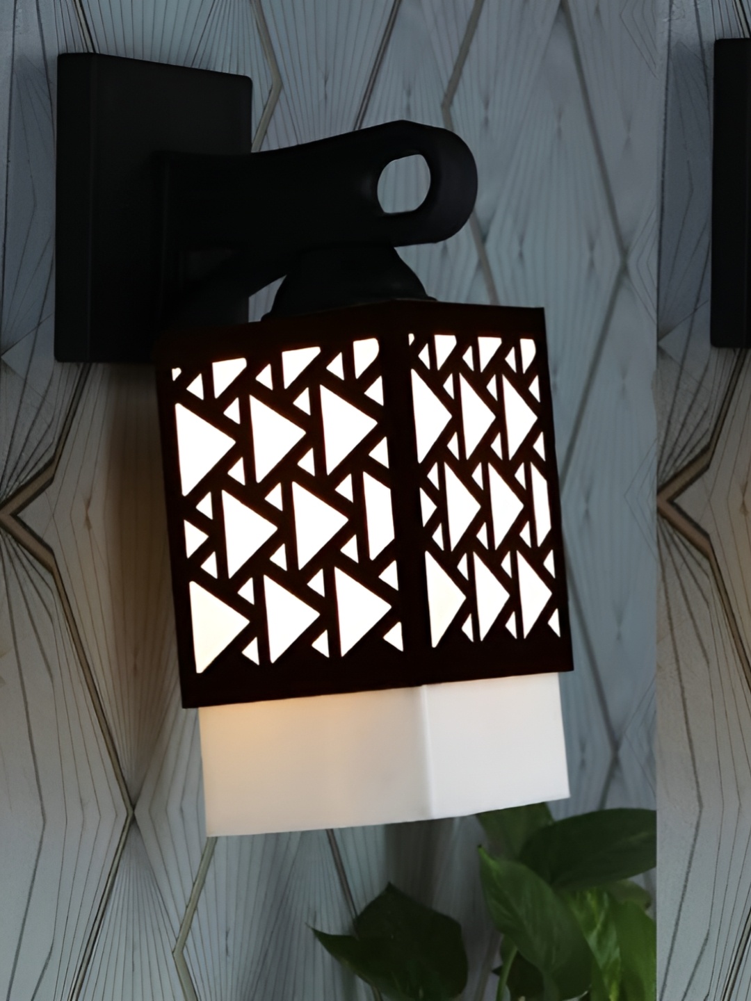 

Gojeeva Black & White 2 Pieces Textured Square Shaped Wooden Wall Lamps