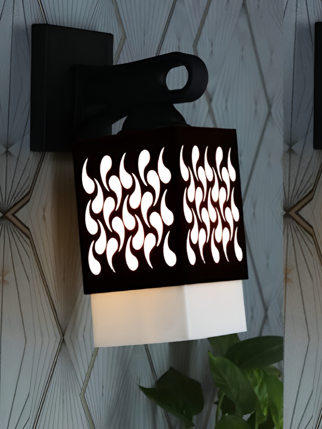 

Gojeeva Black & White 2 Pieces Textured Wooden Rectangle Shaped Wall Lamps