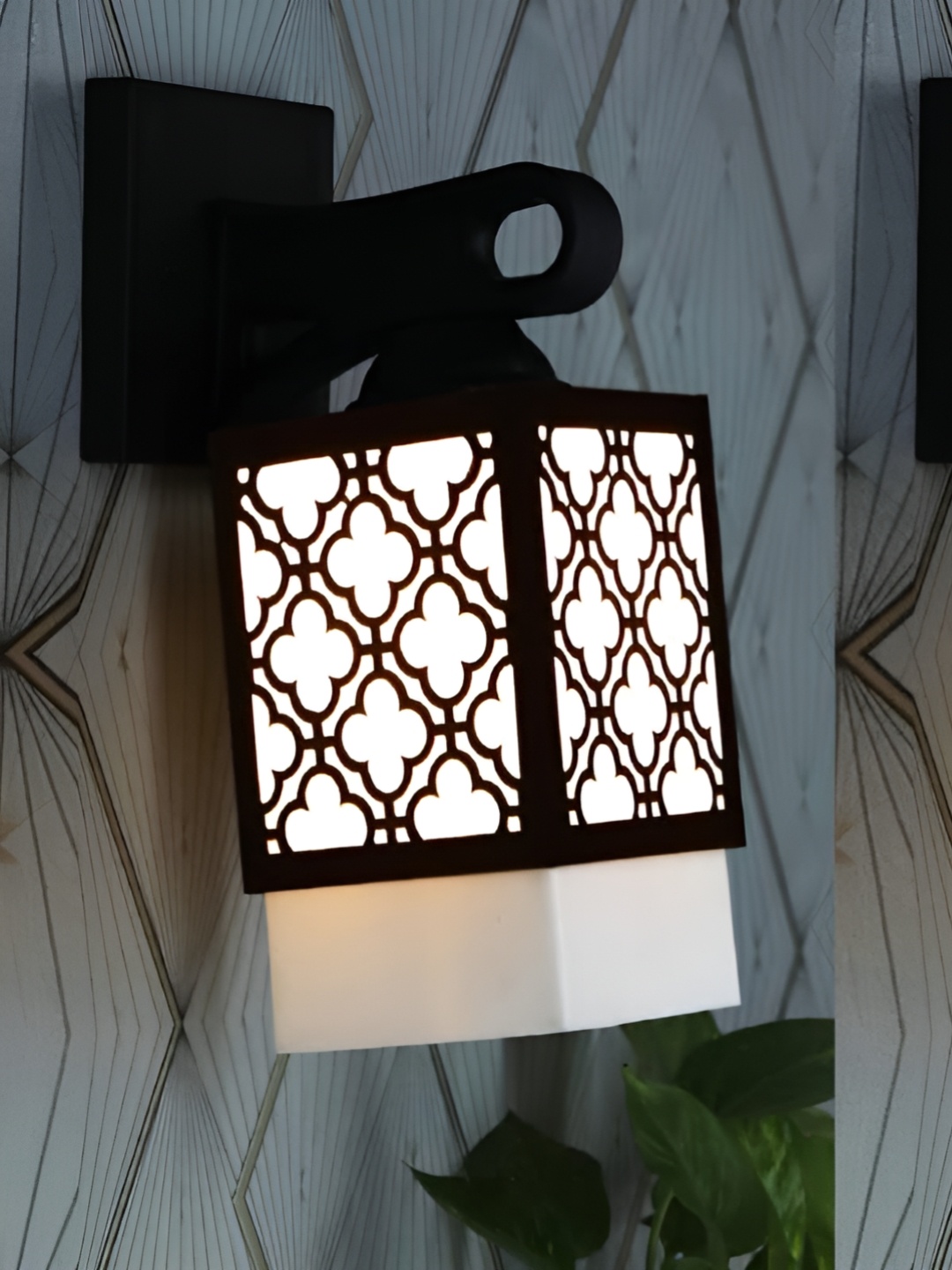 

Gojeeva Black & White 2 Pieces Textured Wooden Square Shaped Wall Lamps