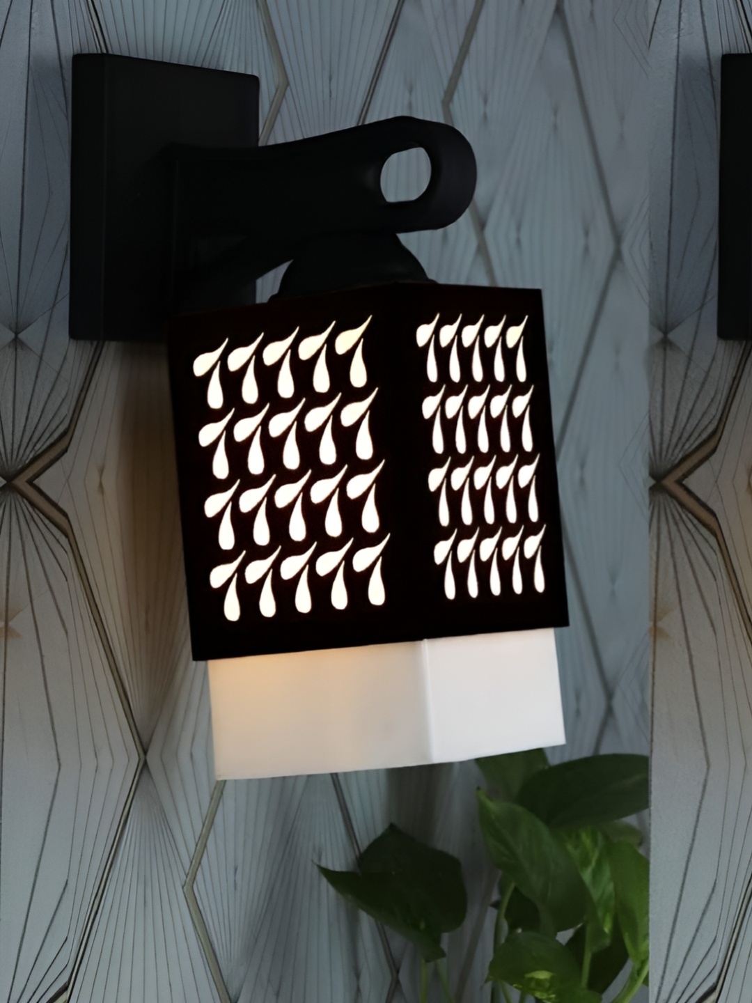 

Gojeeva Black & White 2 Pieces Textured Square Shaped Wooden Wall Lamps