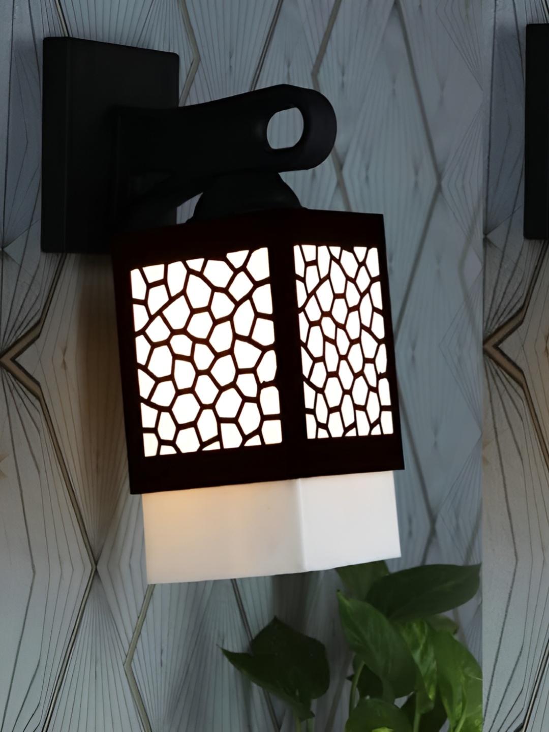 

Gojeeva Black & White 2 Pieces Textured Wooden Square Shaped Wall Lamps