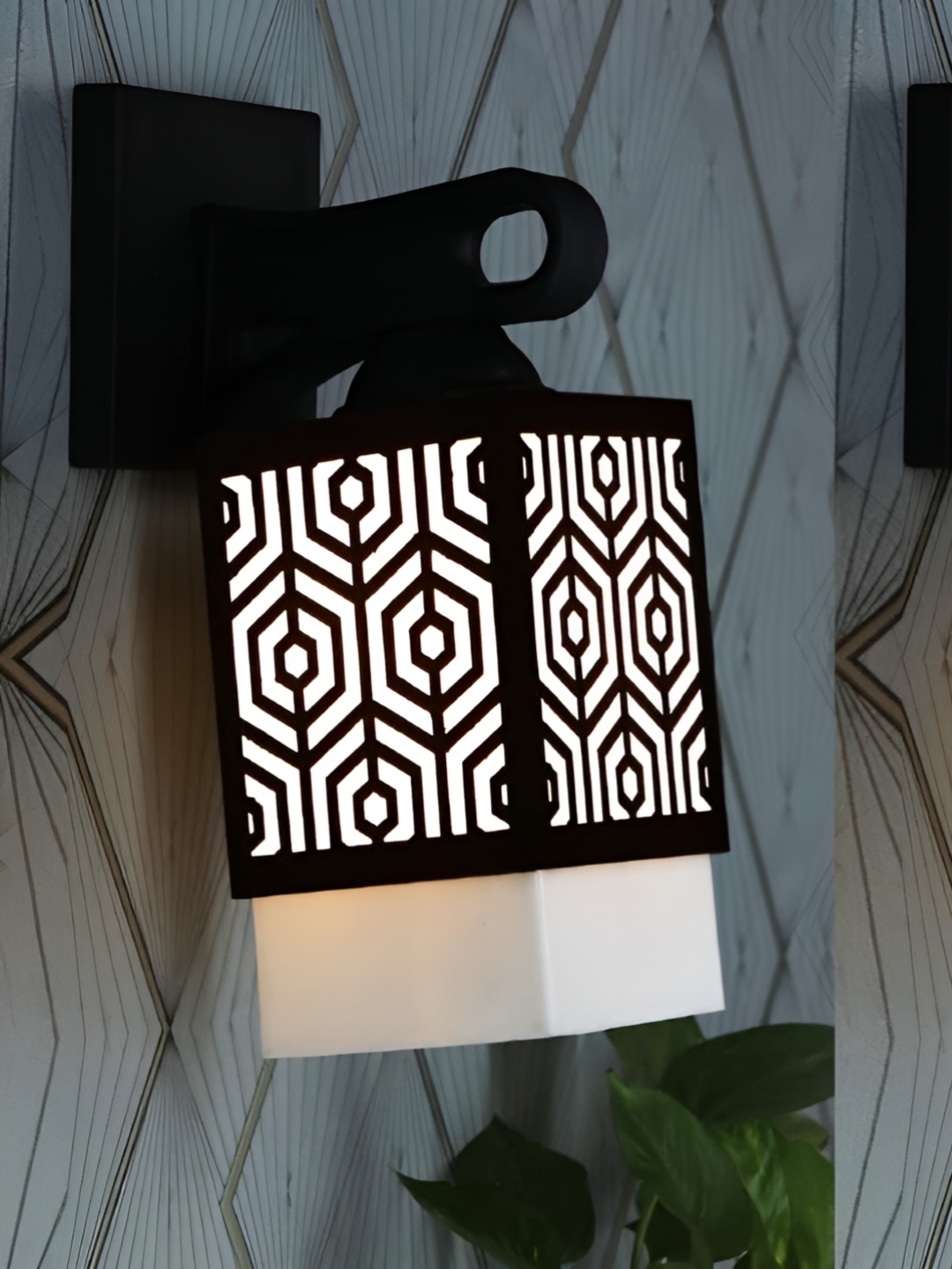 

Gojeeva Black and White 2 Pieces Textured Wooden Square Shaped Wall Lamps