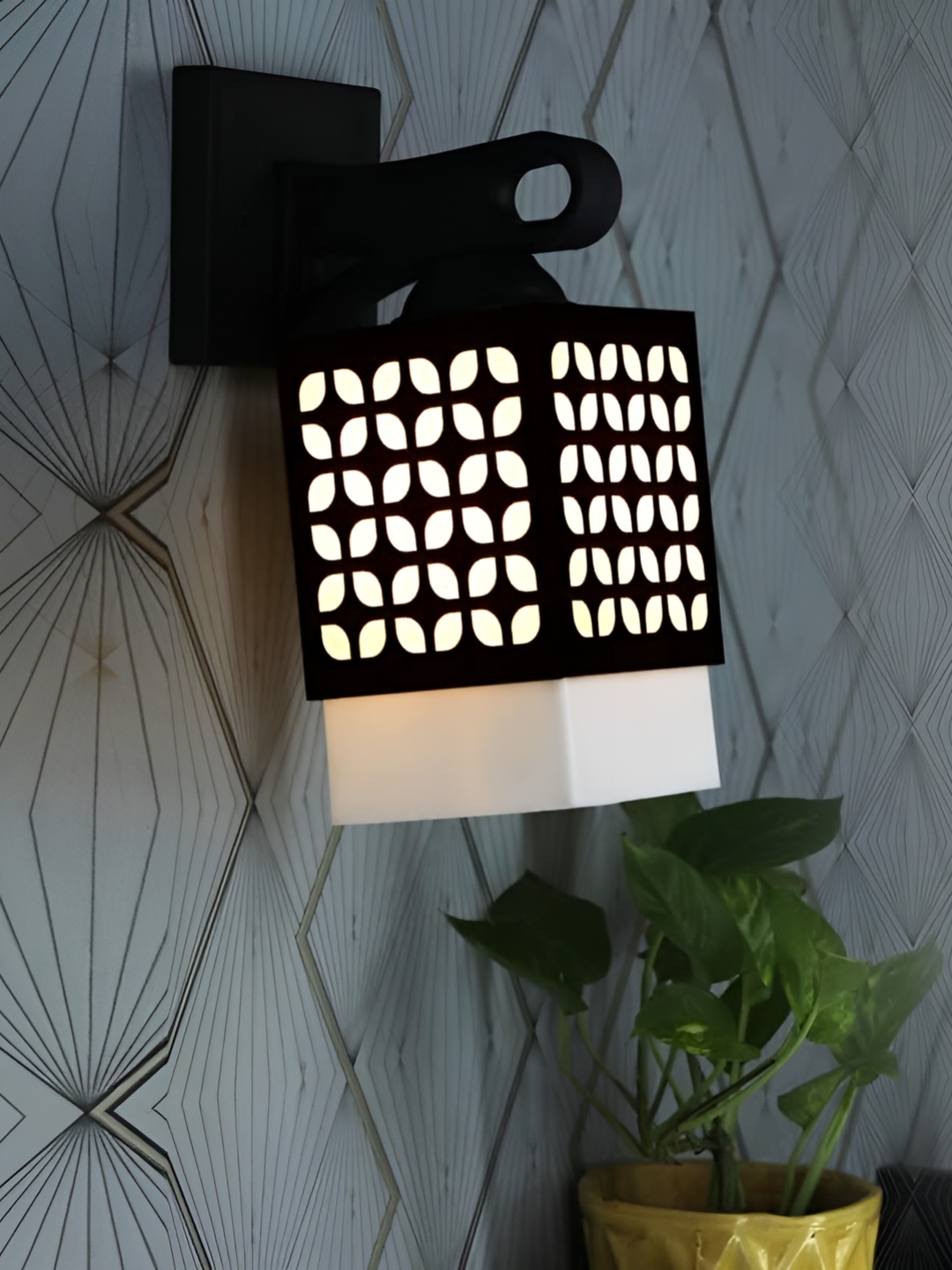 

Gojeeva Black & White Textured Wooden Square Shaped Wall Lamp