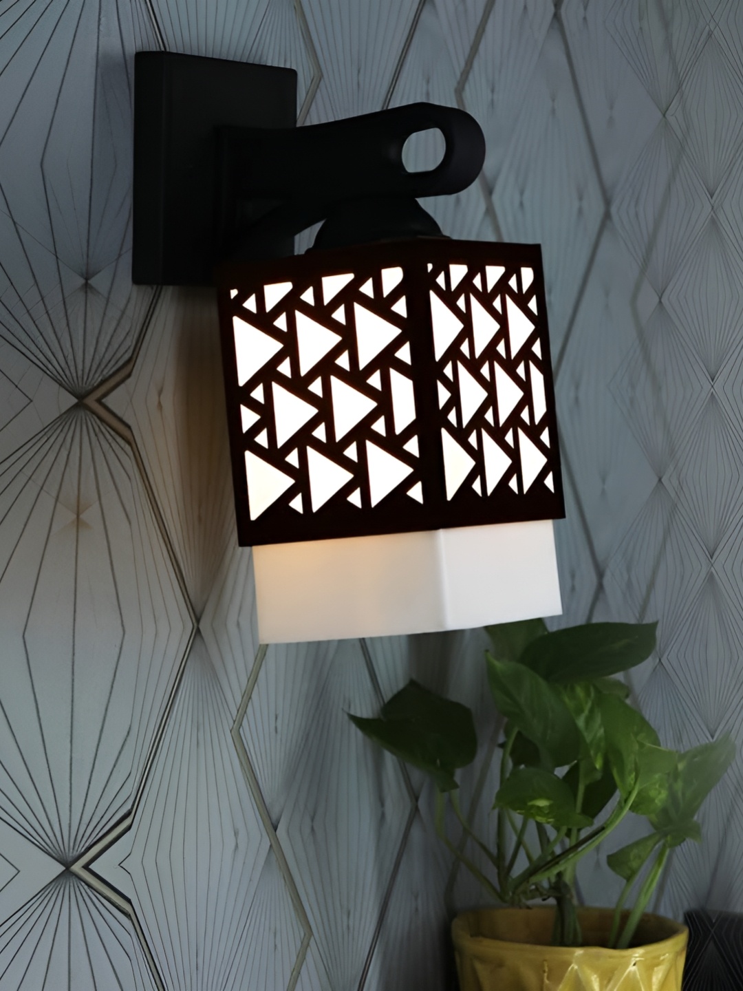 

Gojeeva Black and White Textured Wooden Square Shaped Wall Lamp