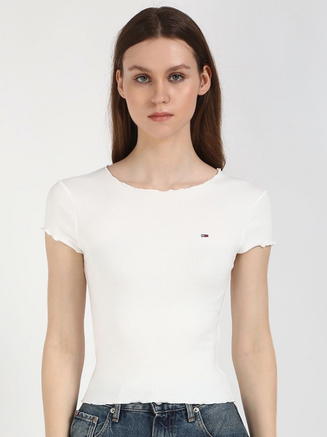 

Tommy Hilfiger Women Solid Round Neck Cotton Slim Fit T-shirt, White
