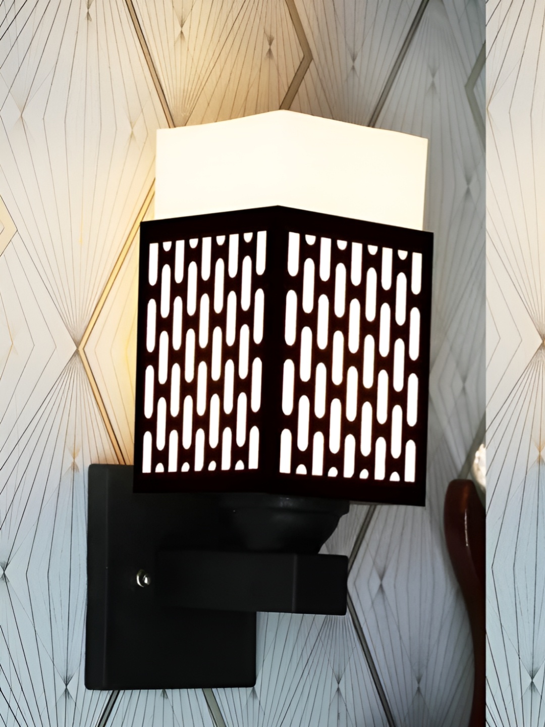 

Gojeeva Black & White 2 Pieces Textured Wooden Square Shaped Wall Lamps