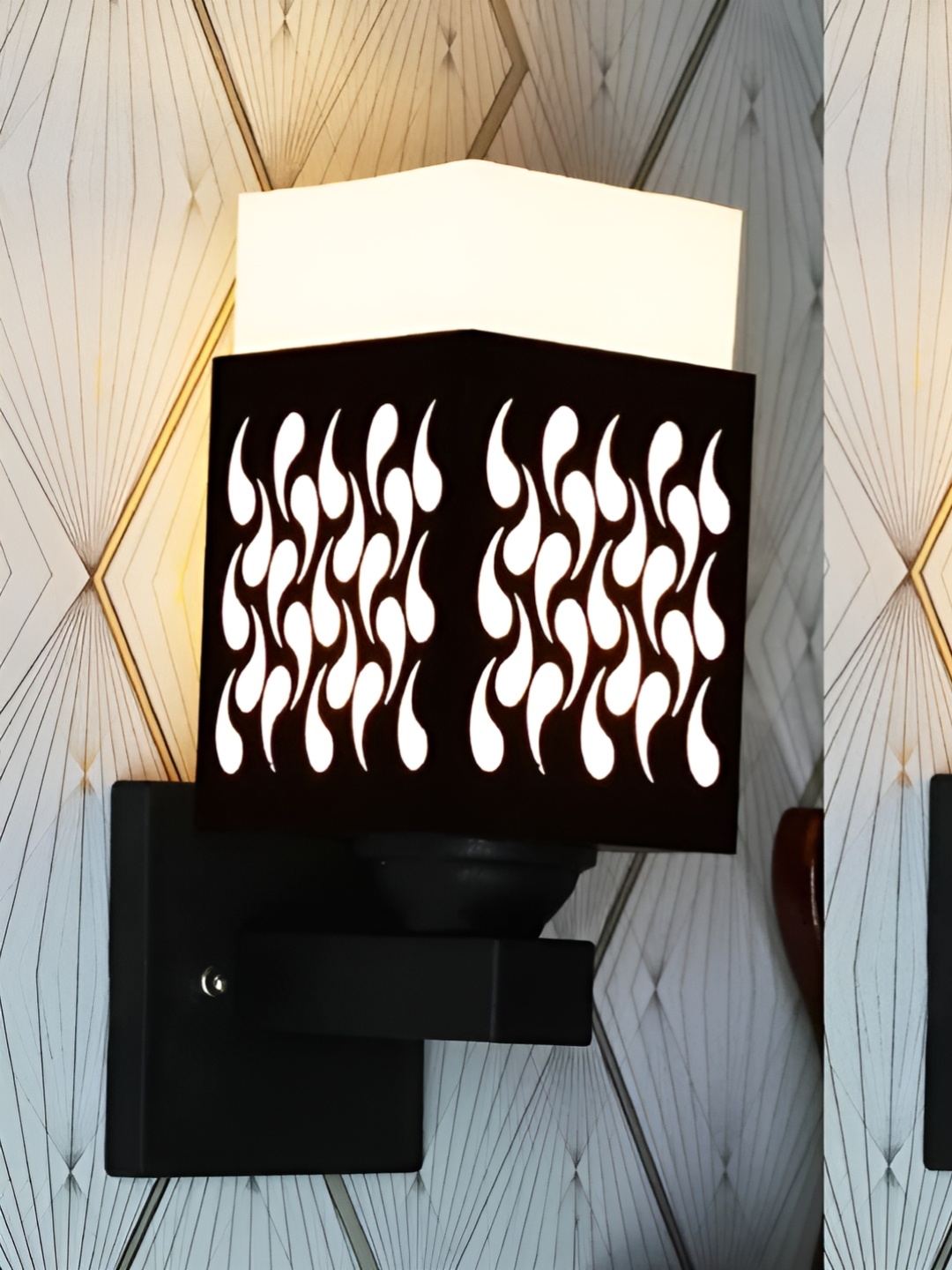 

Gojeeva Black & White 2 Pieces Textured Square Shaped Wooden Wall Lamps