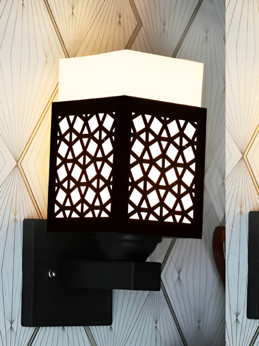 

Gojeeva Black Wood Square Shaped Wall Lamp