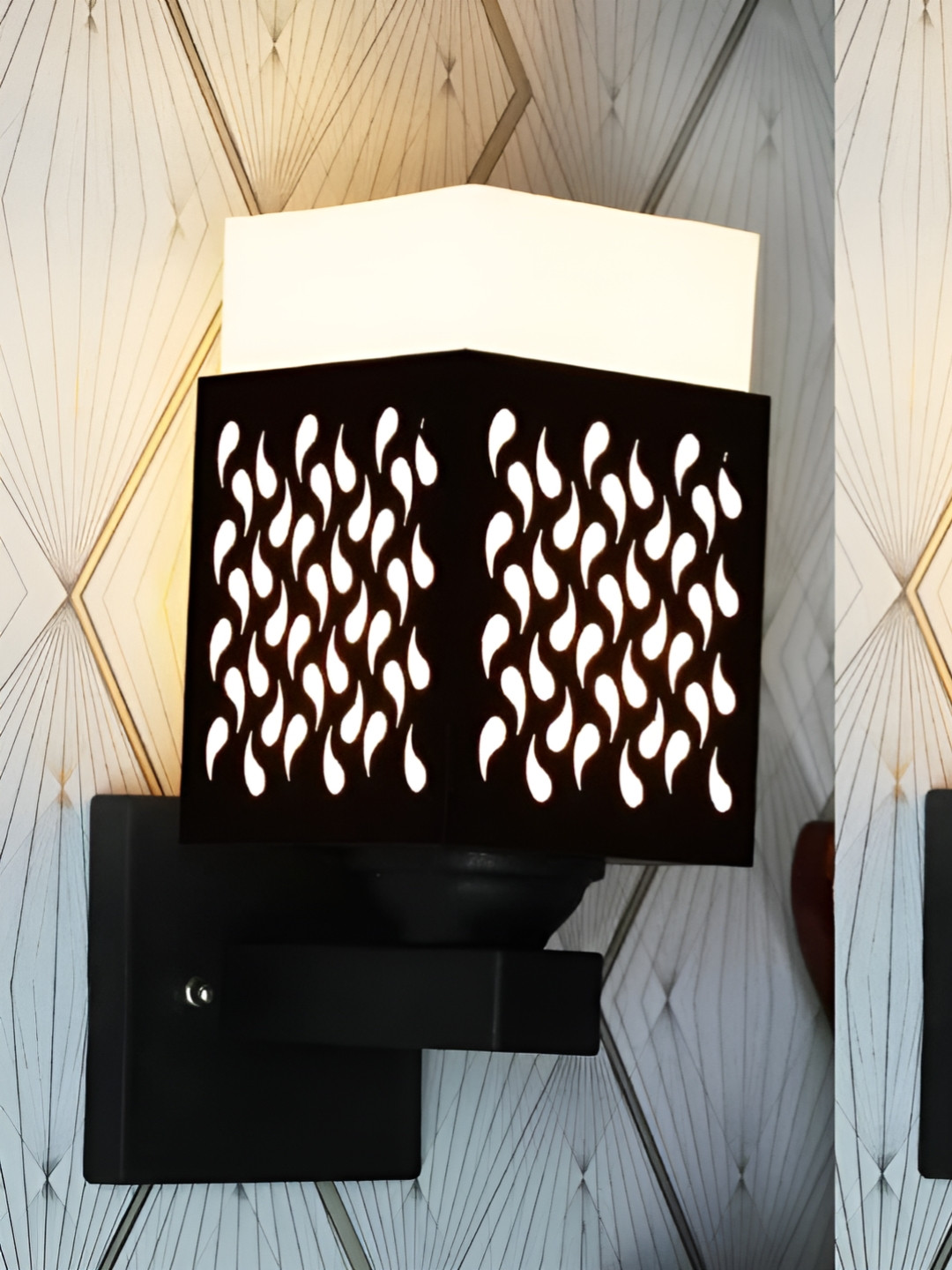 

Gojeeva Black and White 2 Pieces Textured Wooden Square Shaped Wall Lamps
