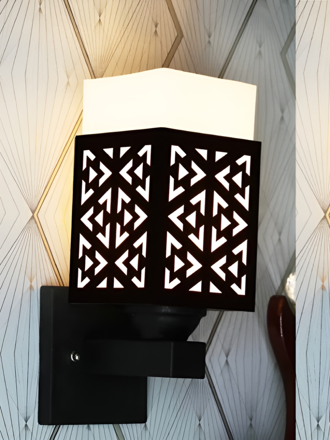 

Gojeeva Black & White 2 Pieces Textured Wooden Square Shaped Wall Lamps