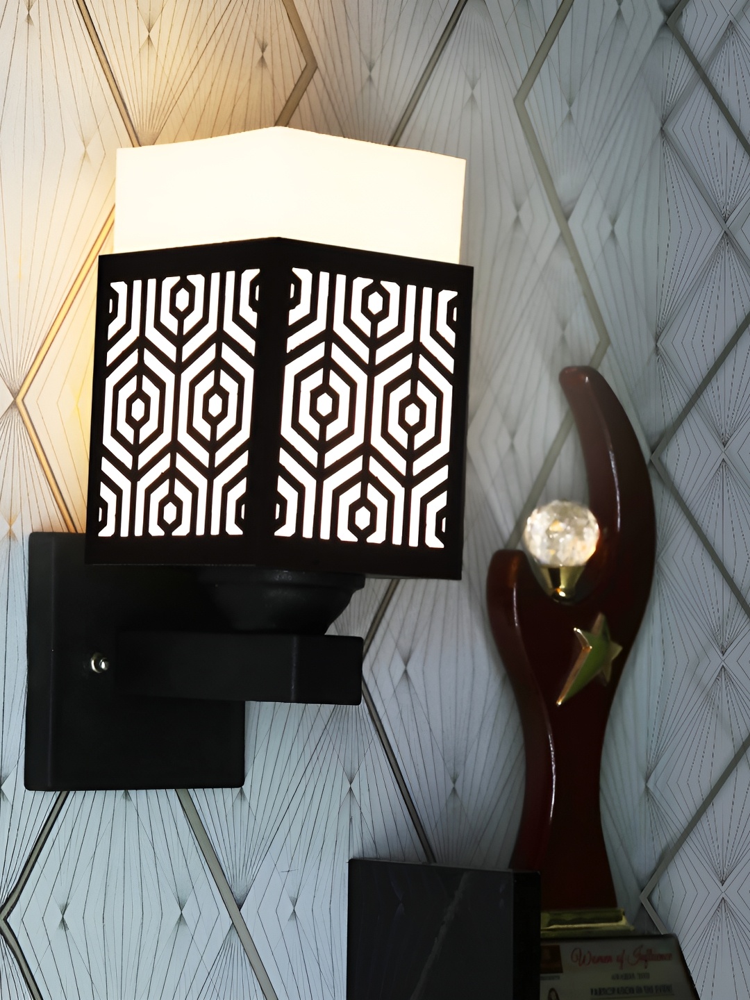 

Gojeeva Black & White Textured Wooden Square Shaped Wall Lamp