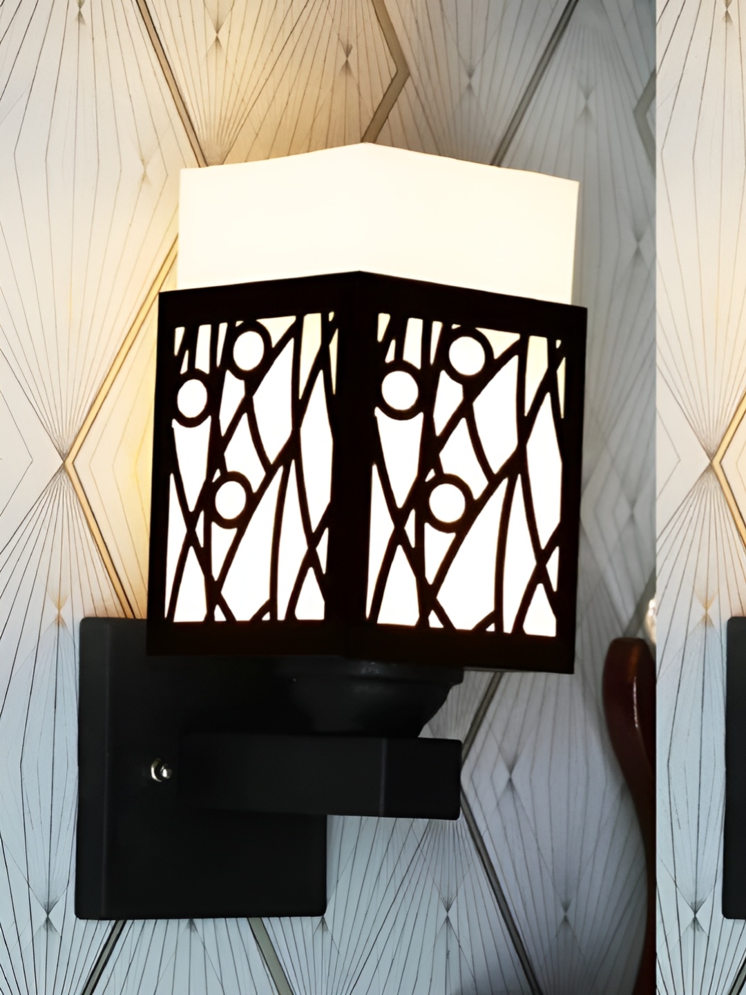 

Gojeeva Black Wood Square Shaped Wall Lamp