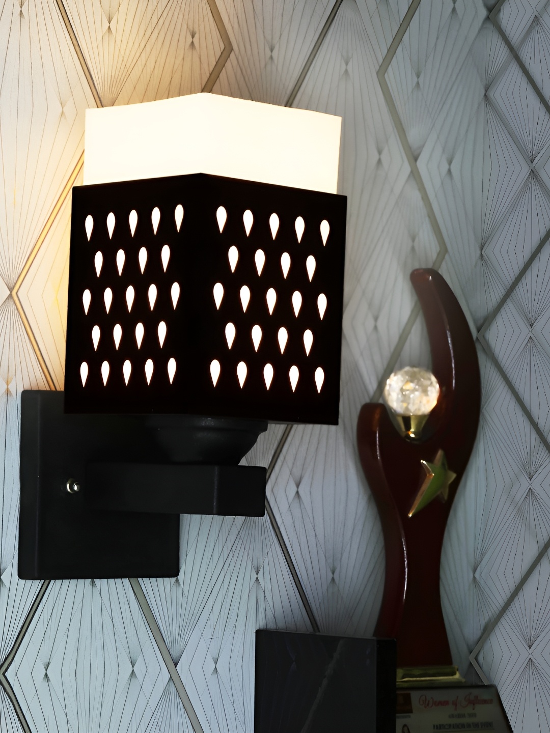 

Gojeeva Black & White Textured Wooden Square Shaped Wall Lamp
