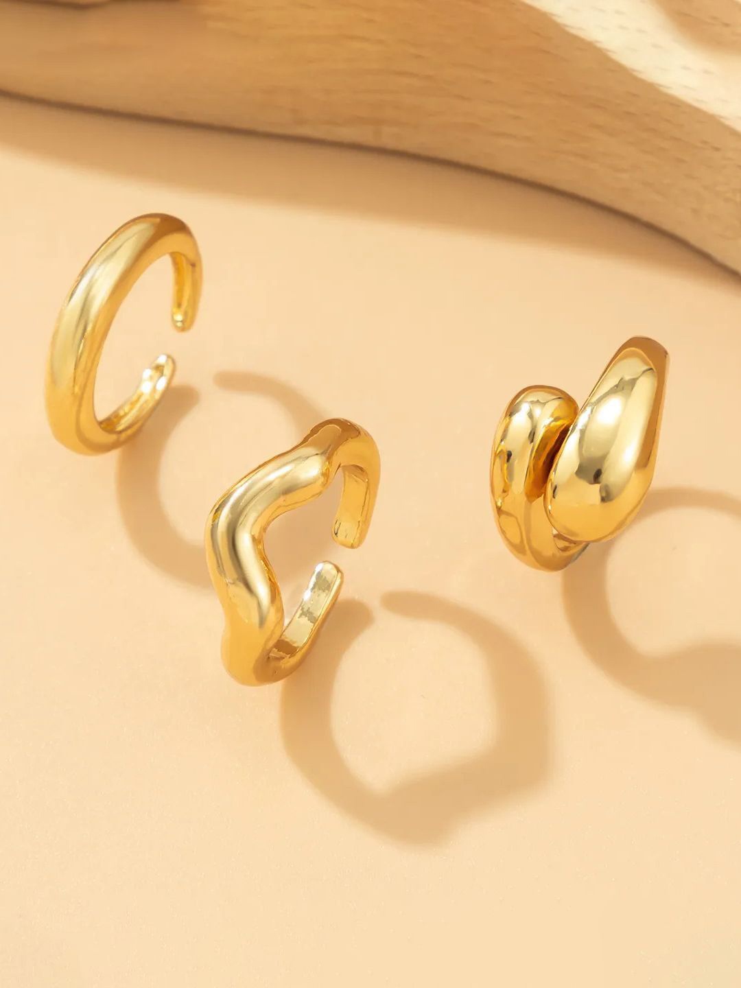 

DressBerry Set Of 3 Gold Plated Stainless Steel Adjustable Stackable Finger Rings