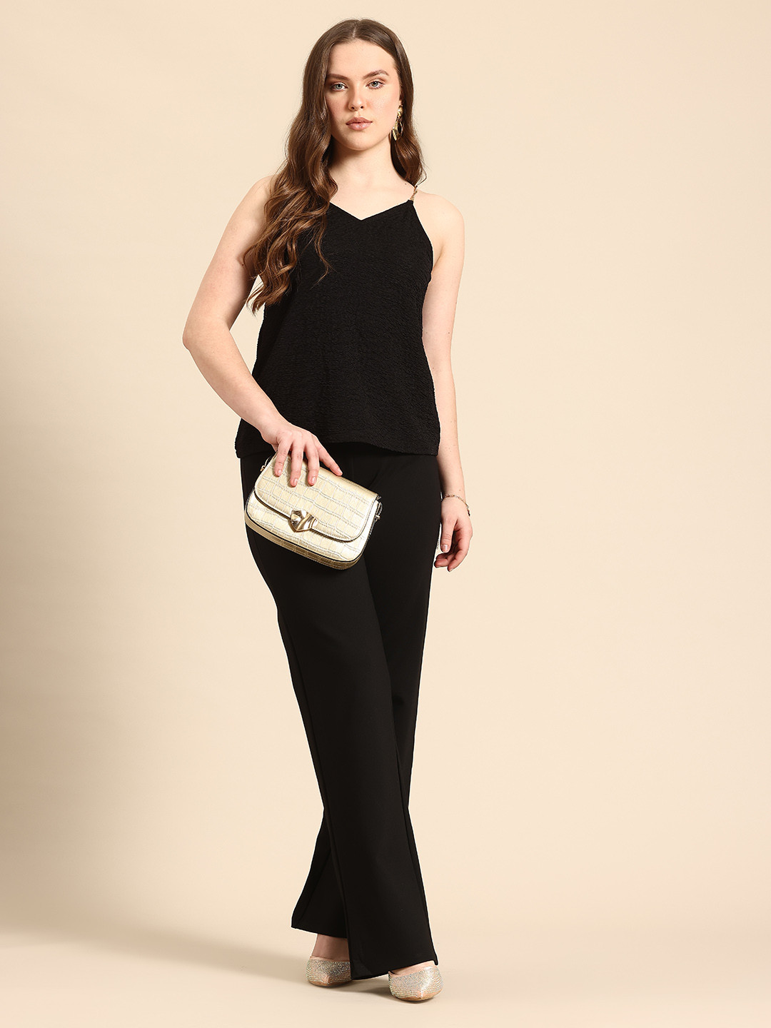 

Qurvii Solid Cami Top with Chain Straps, Black
