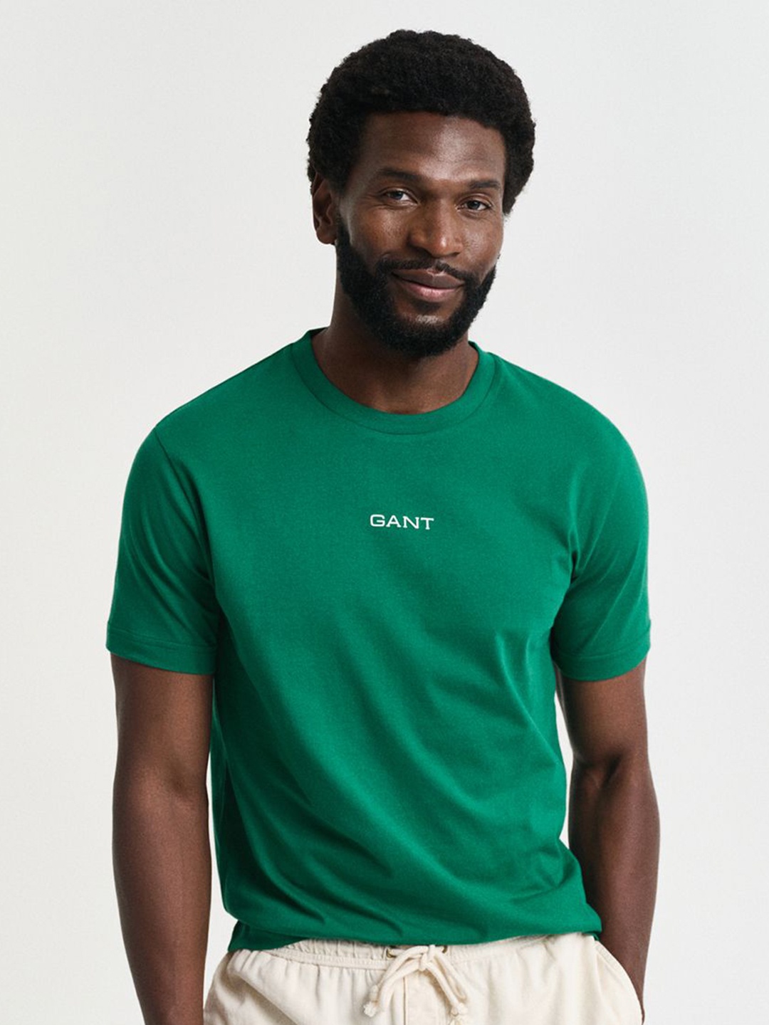 

GANT Men Typography Printed Round Neck Cotton T-shirt, Green