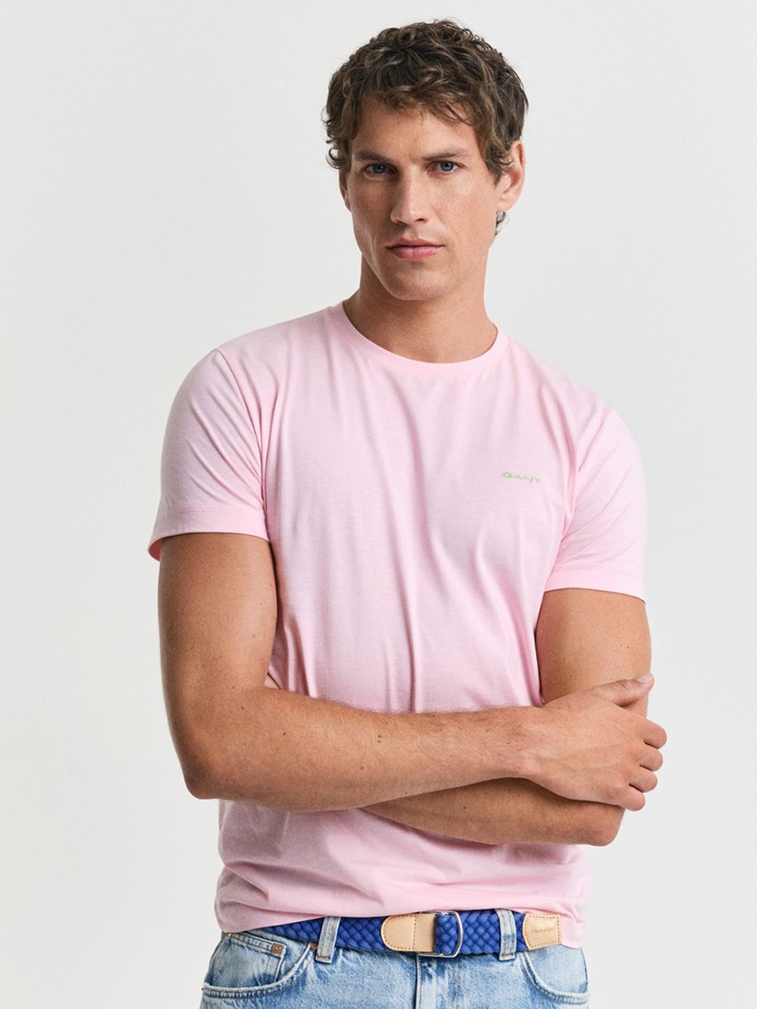 

GANT Men Solid Contrast Logo Round Neck Cotton T-shirt, Pink