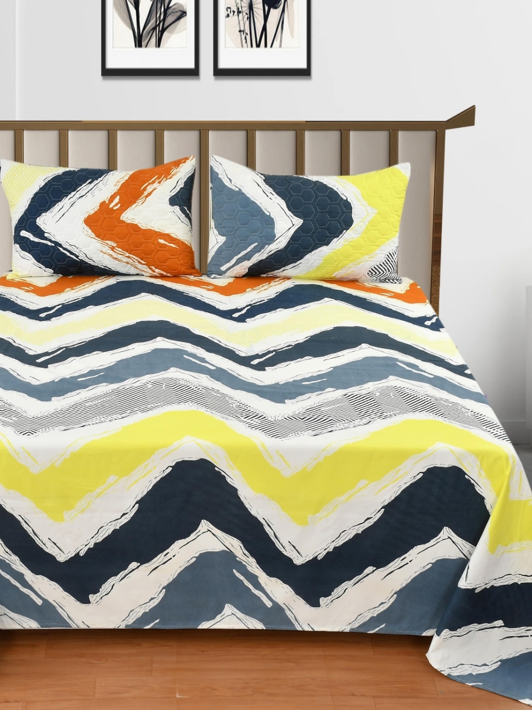 

Aura Daffodil Yellow Abstract Printed Pure Cotton 400 TC King Bedsheet Set 2.30 m X 2.55 m