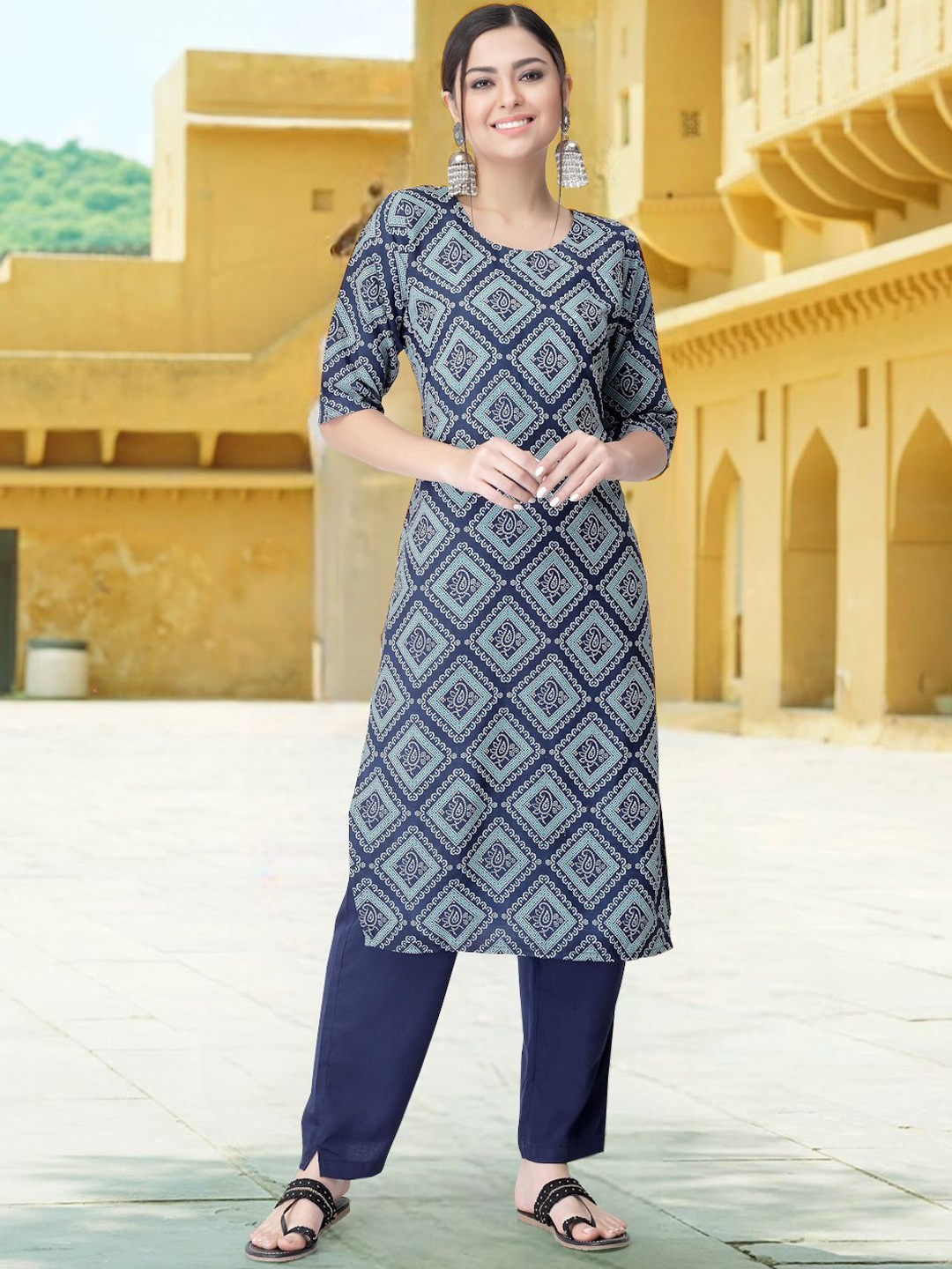 

7Threads Ethnic Motifs Printed Round Neck Straight Kurta With Trousers, Blue