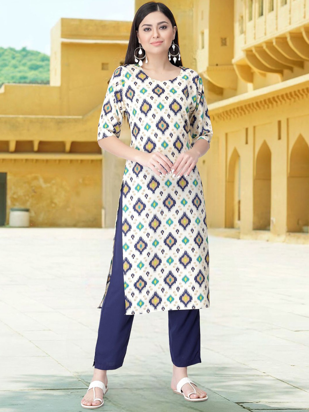 

7Threads Ethnic Motifs Printed Round Neck Straight Kurta With Trousers, White