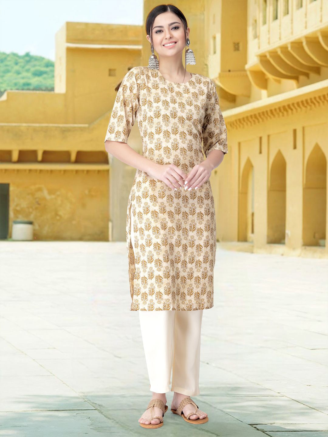 

7Threads Floral Printed Round Neck Straight Kurta With Trousers, Beige