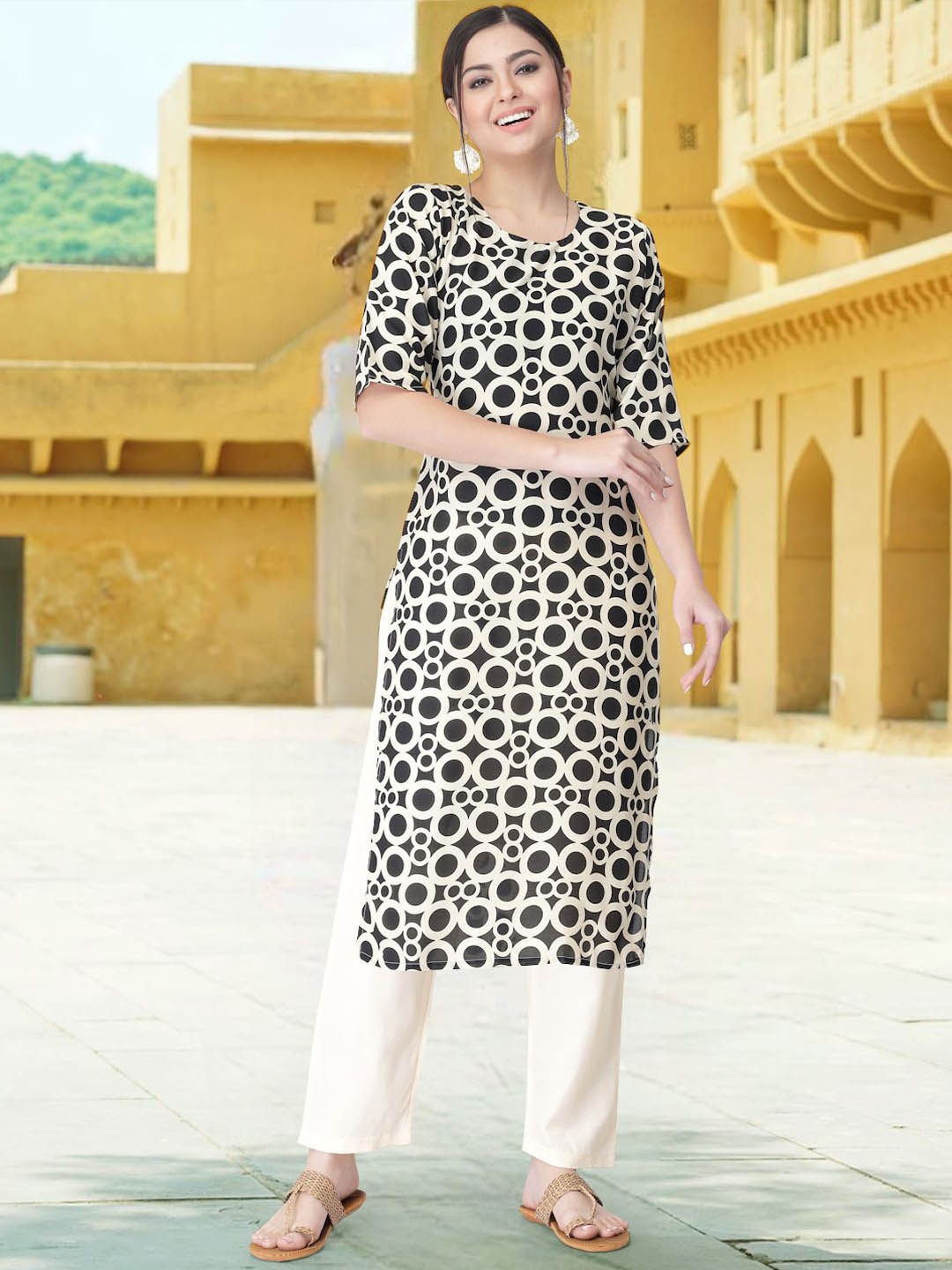 

7Threads Geometric Printed Round Neck Straight Kurta With Trousers, Black