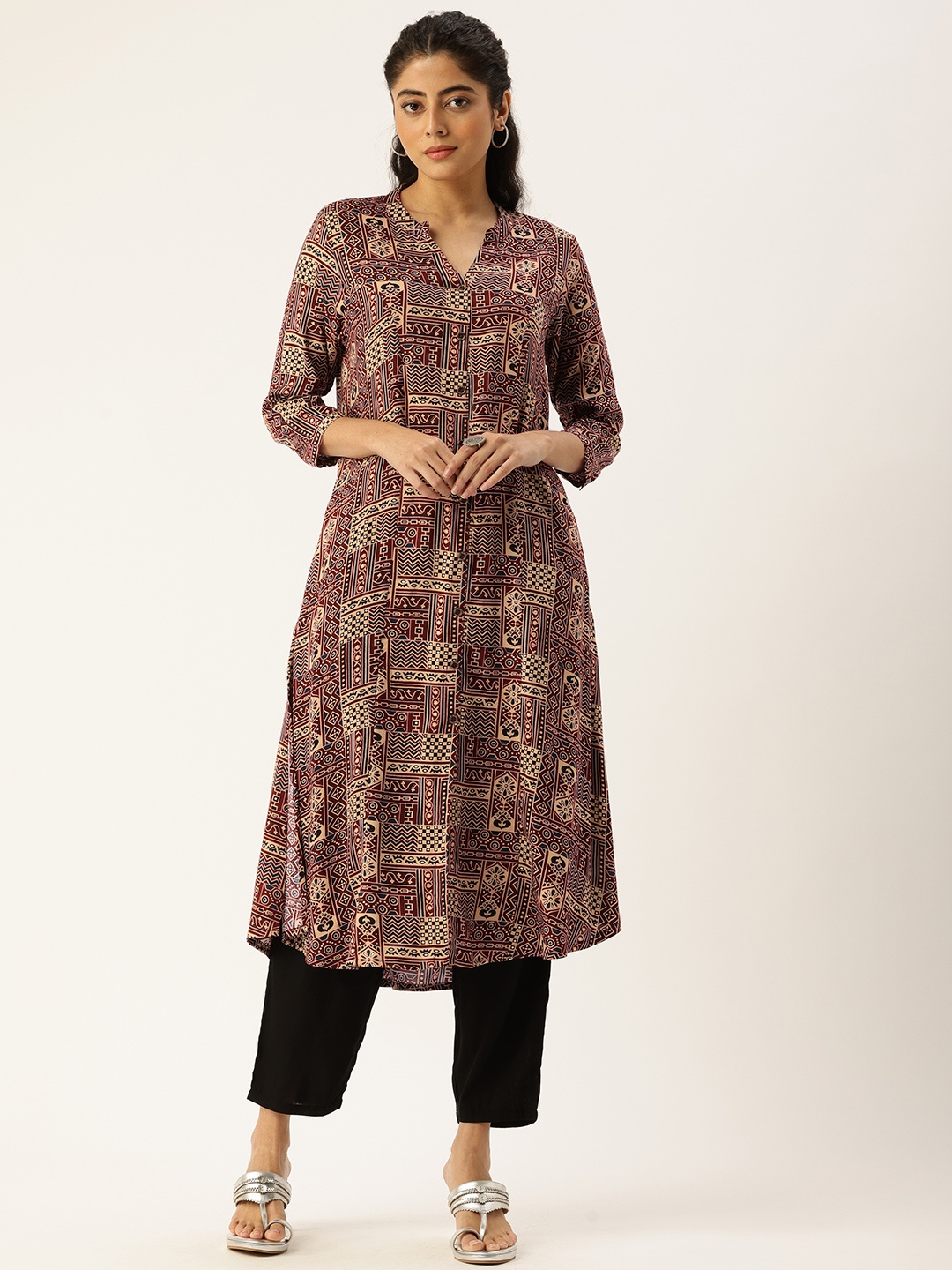 

AMUKTI Printed Mandarin Collar Kurta, Beige