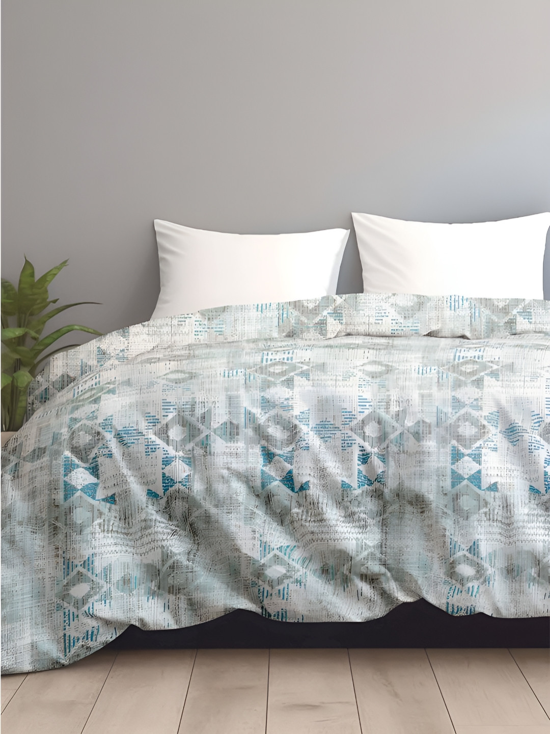 

LINENWALAS Happy Sleeping Green & Blue Printed Cotton Duvet Cover