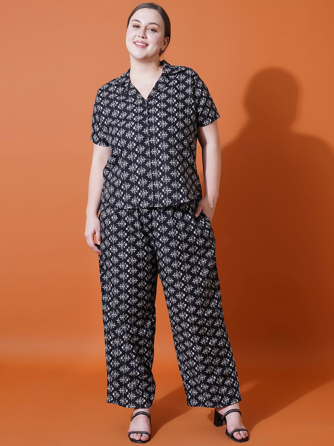 

U&F Beyond Women Printed Pure Cotton Shirt & Trousers, Black