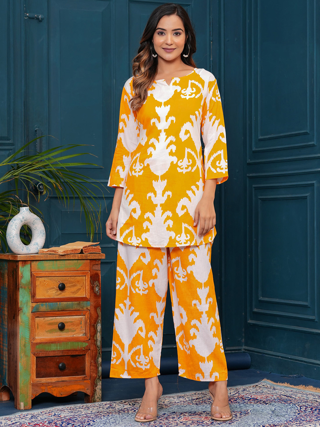 

GLIDER GIRL Ethnic Motifs Printed Straight Pure Cotton Tunic With Palazzos, Yellow