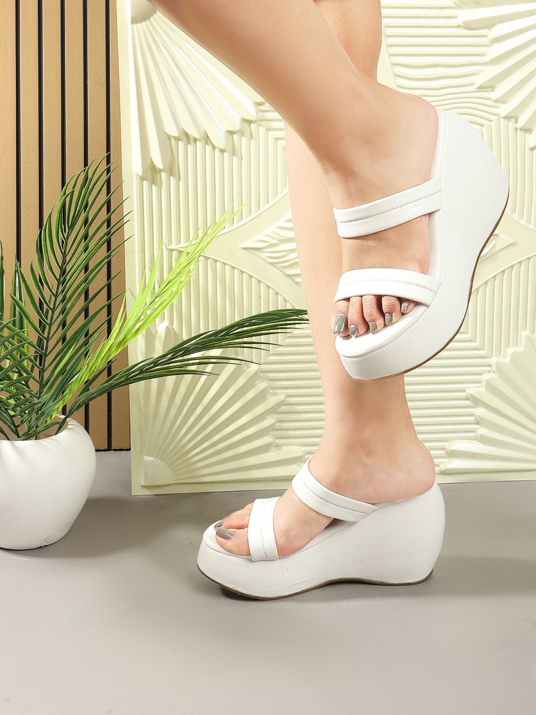 

Lavie Women Platform Heels Sandals, White