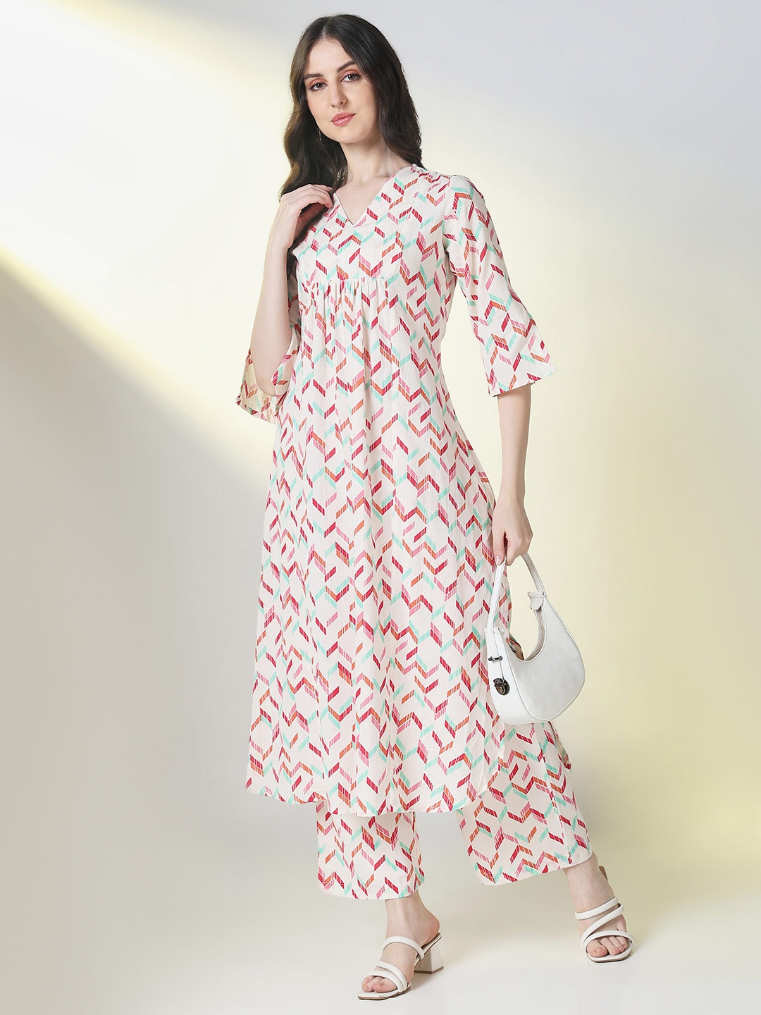 

SHOWOFF Floral Printed V-Neck A-Line Pleated Empire Kurta with Trousers, Cream