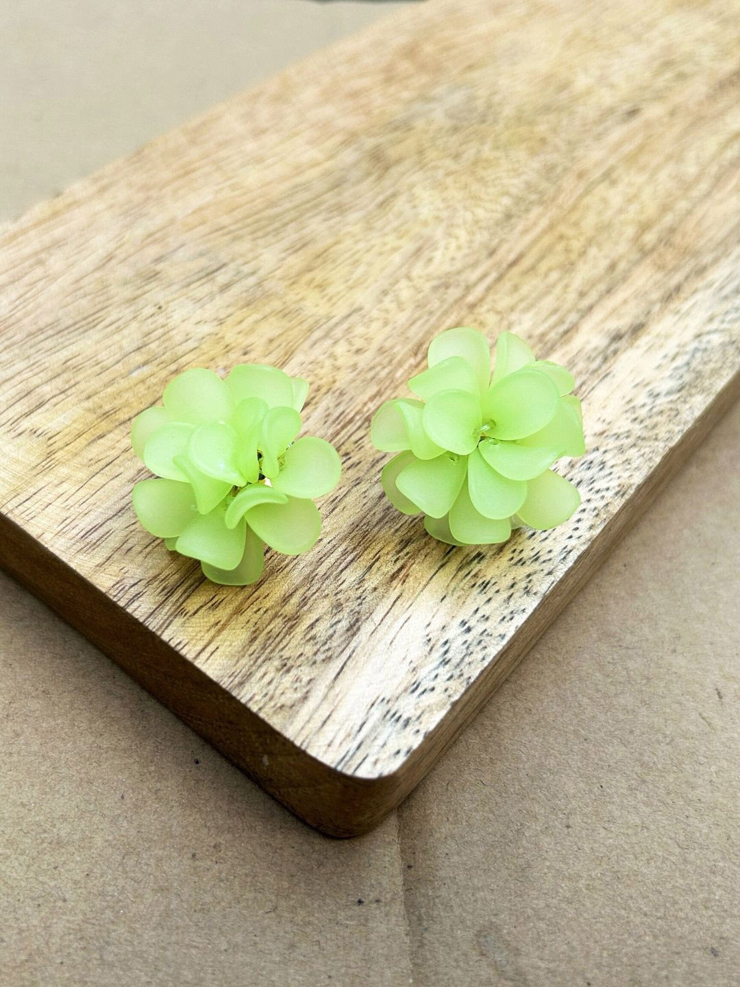 

styledose Stainless Steel Floral Shaped Studs, Green