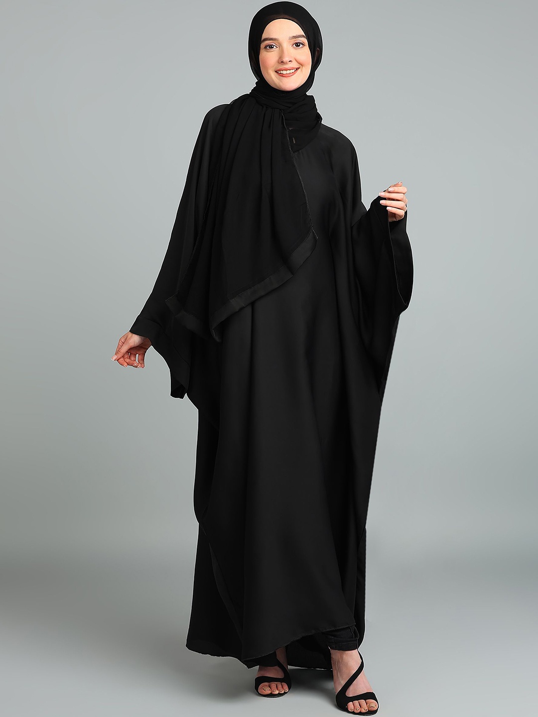 

BROKE BRAND Round Neck Arabian Style Plain Kaftan Abaya, Black