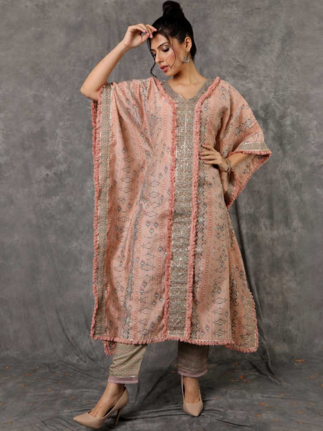 

Label Ishnya Embroidered V-Neck Kaftan Top With Trouser, Peach