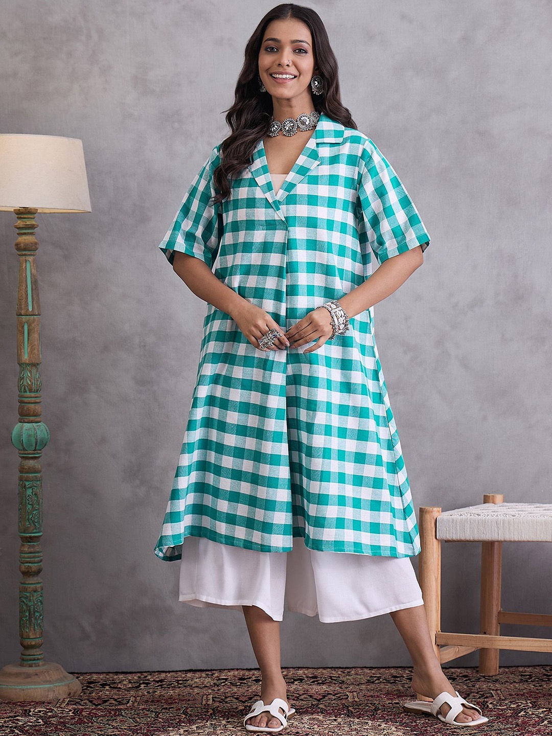 

InWeave Checked Flared Sleeves V-Neck Cotton A-Line Kurta, Blue