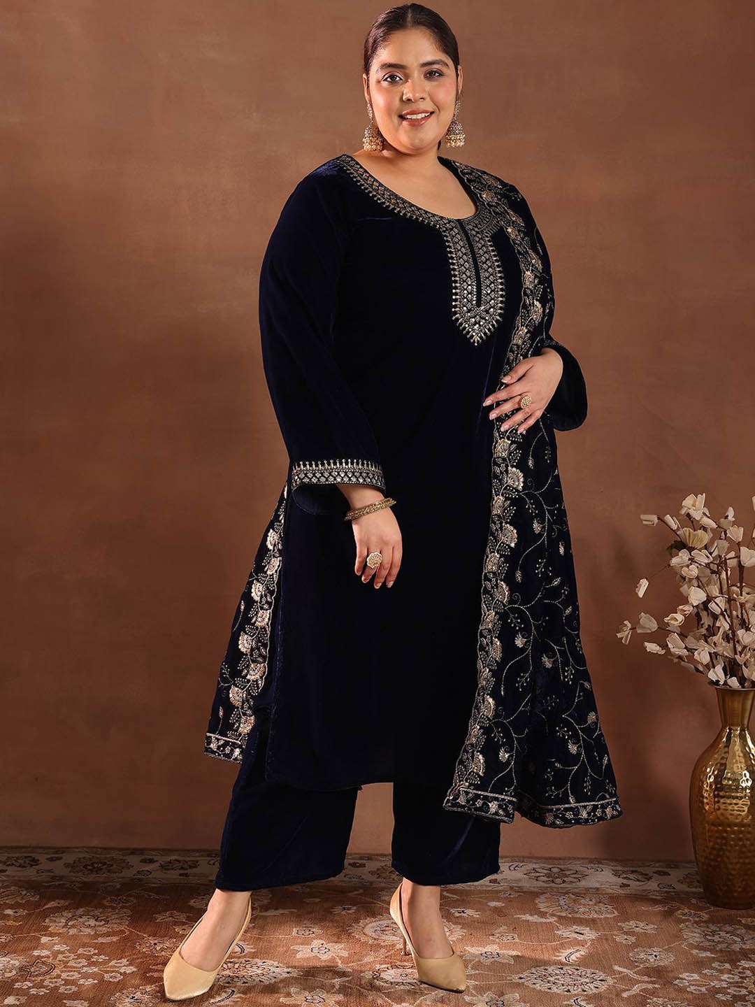 

EXTRA LOVE BY LIBAS Plus Size Floral Sequinned Velvet Kurta With Trouser & Dupatta, Navy blue