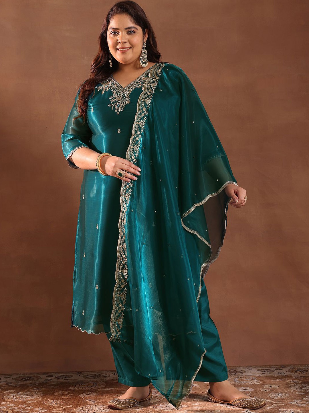 

EXTRA LOVE BY LIBAS Plus Size Ethnic Motifs Regular Kurta with Trousers & With Dupatta, Teal