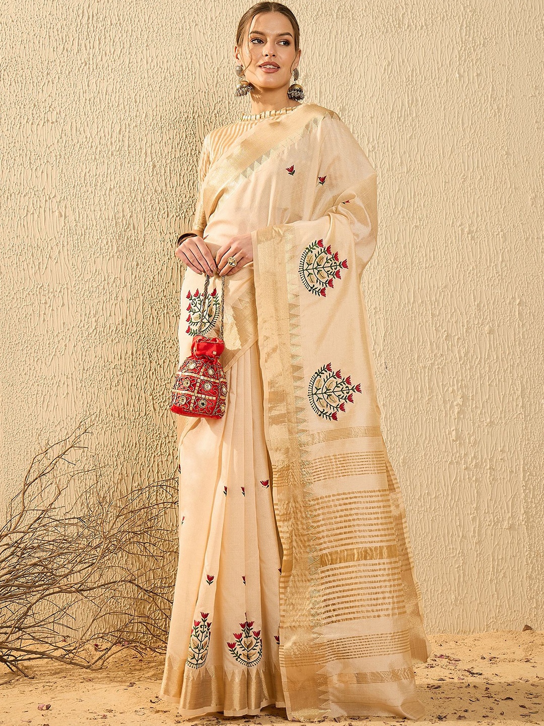 

SERONA FABRICS Woven Design Zari Banarasi Saree, Cream