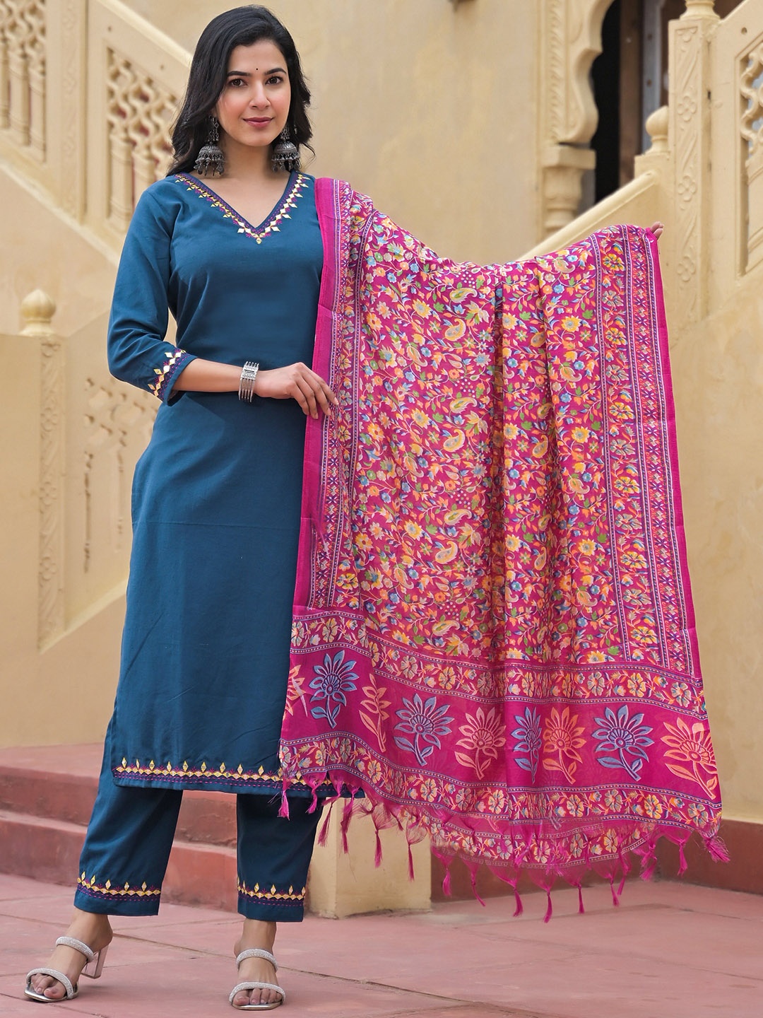 

The Hope Mirror Work V-Neck Pure Cotton Kurta With Trousers And Dupatta, Teal