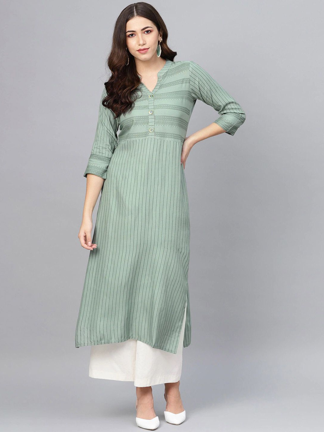 

Meeranshi Striped Mandarin Collar Straight Kurta With Palazzos, Green