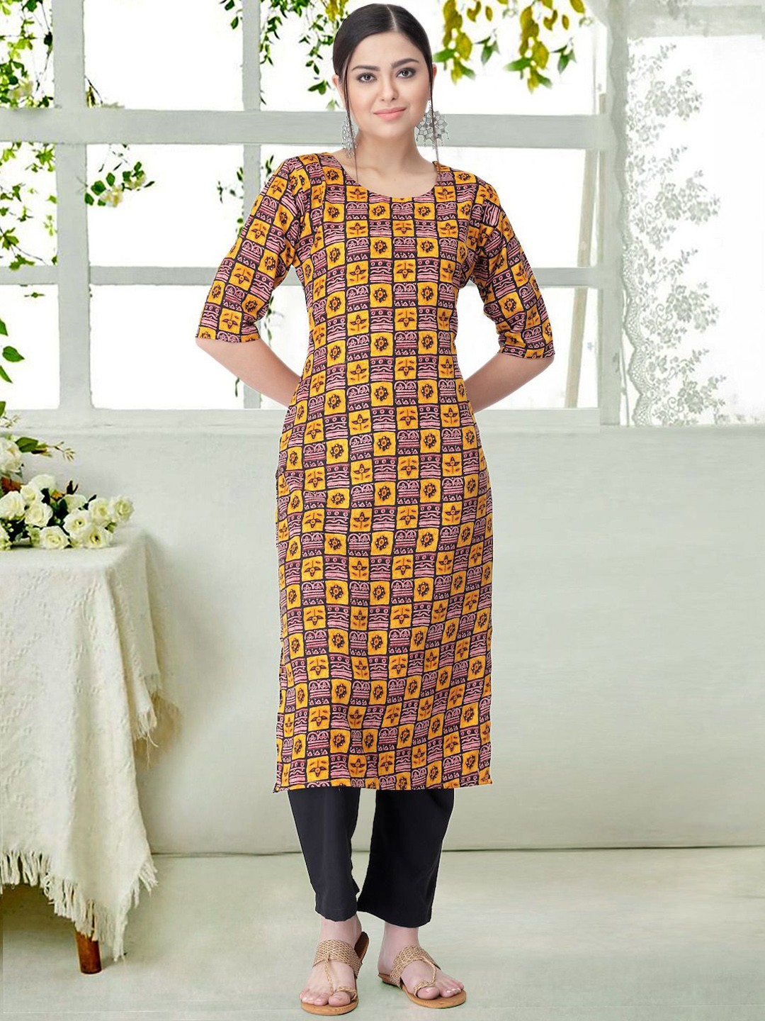 

7Threads Ethnic Motifs Printed Round Neck Straight Kurta With Trousers, Yellow